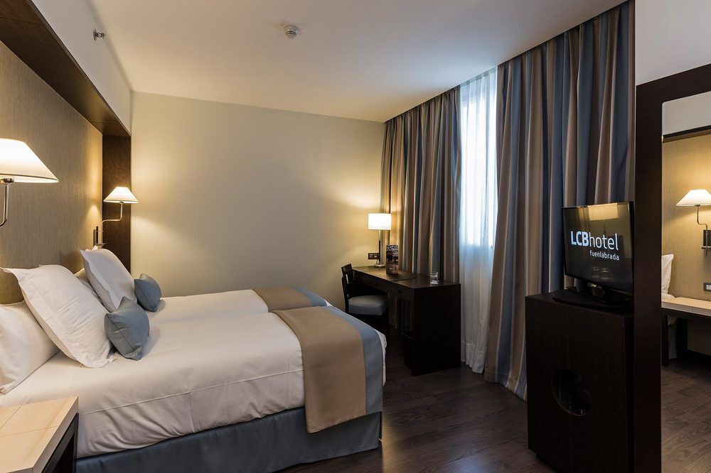 Lcb Hotel فوينلابراذا المظهر الخارجي الصورة